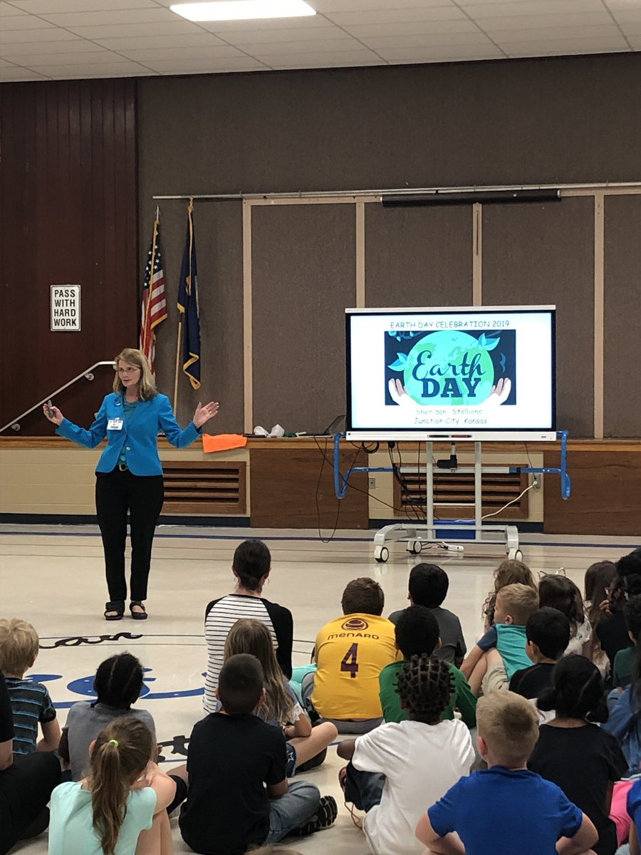 Very excited to hear @VMayorPhyllis speak to the Stallions today about responsibility and Earth Day! #whatawonderfulworld #gallopwiththestallions