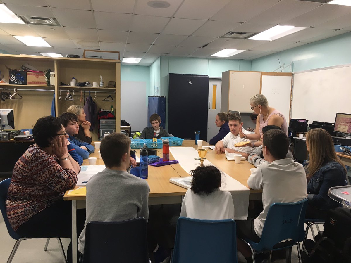 VillanovaWECDSB's tweet photo. Celebrating the Lord’s last supper with our students in the lifeskill’s program.  Thank you Ms. Verardi!!  #Villycares @VillyParliament @VCampuscrew @WECDSB https://t.co/XgfIvYrCy6