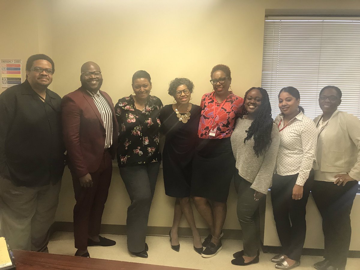 HowardU_SWDean's tweet photo. Today I joined our MSW-HRSA students at Family Medical Counseling during their internship.I was graciously invited by Dr. Hamilton,our alumna, along with social workers Ms.Davis &amp; Ms.Poole.CAC counselors shared their lived experiences with co-occurring disorders.Great experience! https://t.co/U98j9Y9zpm