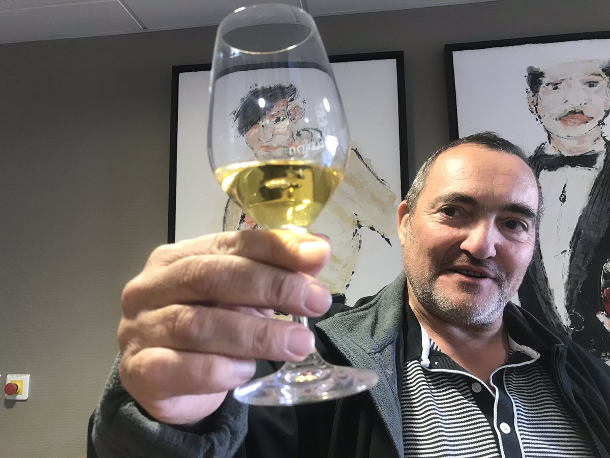 sofoodsogood's tweet photo. Allez , apéro ! #stjoseph #1996 #cuilleron https://t.co/7yVIoc7Yjk