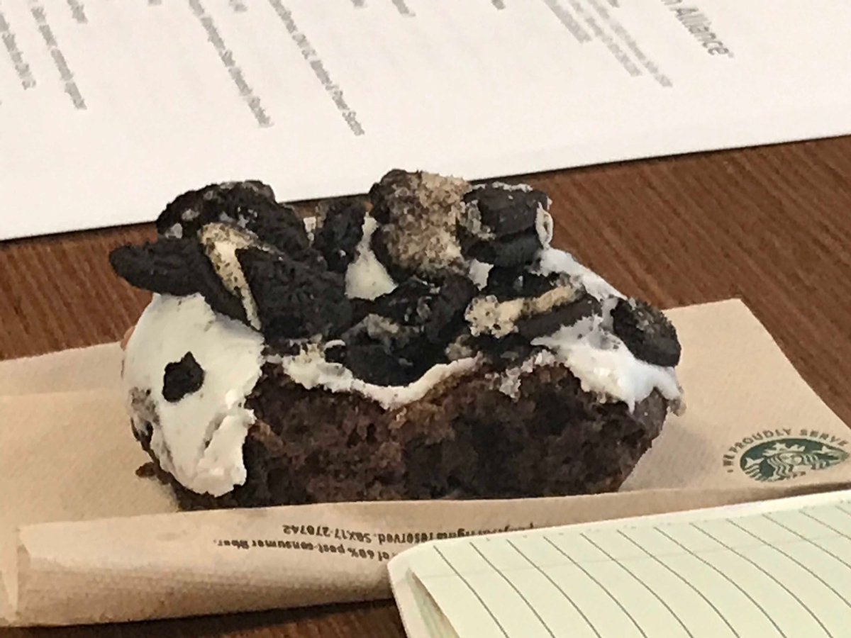 JThomasRanken's tweet photo. Jimmy Jia’s donut #cleantechbacon @wacleantech #Cleantech-Showcase #cleantechpie @jimmyYjia https://t.co/reJFOnrSpg