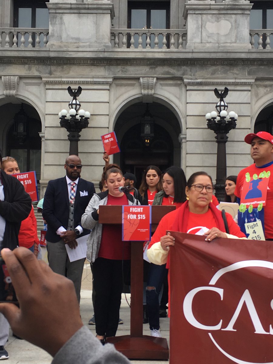 in_la_lucha's tweet photo. @CASAforall leader Josefina from Harrisburg “i make $9 an hour - we should not have to decide between feeding our children and paying the rent” #timefor15 #Fightfor15 #papolitics @OnePennsylvania @MaketheRoadAct @CPDAction https://t.co/9vKPhV4iQo