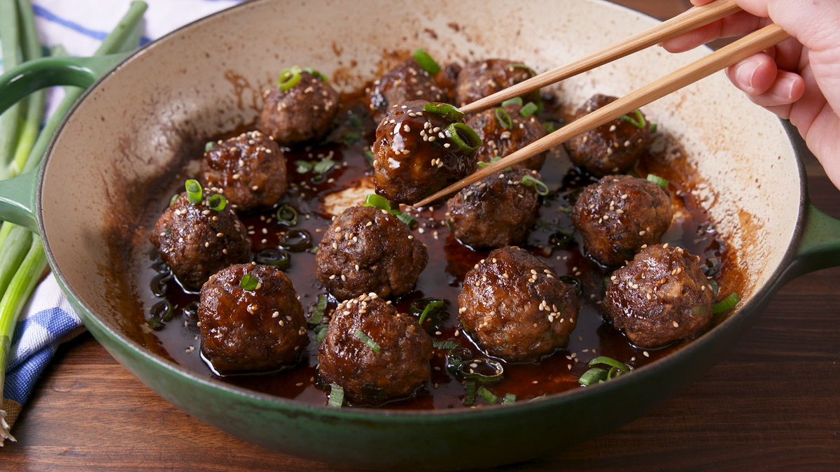 meatballxpress's tweet photo. I found a great site that has 34 different meatball recipes https://t.co/f6TTWADNjF that work well with the Meatball Xpress Classic Meatball Maker which is available at Amazon https://t.co/kiRMLgcsd6 and our website https://t.co/qsueCaID60
@foodandwine #recipe #food #cooking https://t.co/DYuCJ4gGwk