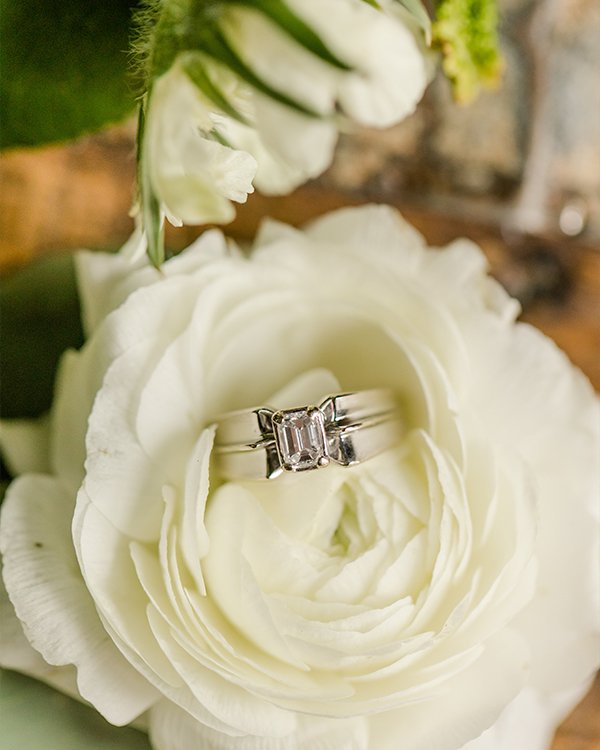 SanctuaryEvents's tweet image. Wedding photographers!  We want to feature your work on our pages.  If you are interested in sharing some of your favorite photos please send us a message!  Happy #weddingwednesday