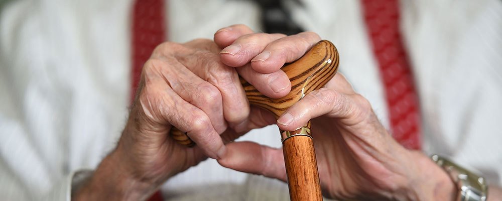 SeeYourPatients's tweet photo. "Prescription technologies" could become available to dementia patients within the next decade via /r/MedTech https://t.co/ScBXoCLLqp #healthandsafety #health #healthcare #wellness #healthy #healthNews #womenshealth #menshealth https://t.co/yWcLPkwqmz