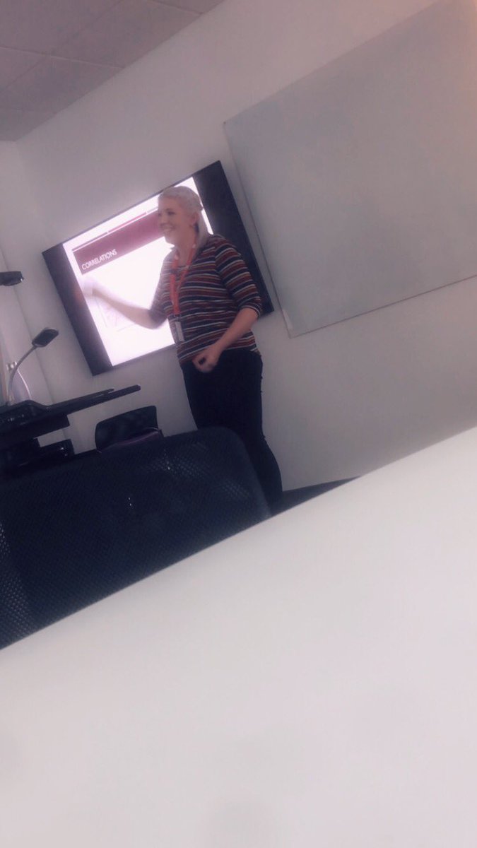 JSS_PhD's tweet photo. Great end to this block of seminars with a very interesting talk from @laurawilkinson9 on the value and interpretation of hair evidence. https://t.co/uLSjwdqPuN