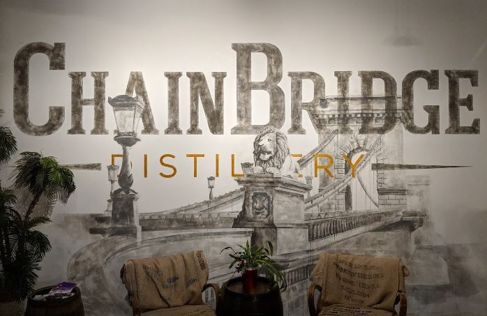 ImpulseEnterpri's tweet photo. iMPULSE! CLiENT: #blueocean @ #phulaybayaritzcarltonreserve 

#Tweet this post and qualify to win a bottle of superior quality sugar-cane Chain Bridge #vodka (our latest client and collaborator). Winner will be announced this #friday. 👏👌🏻👍🏽🤙🏿

https://t.co/gjw2iRuqN5  🍾🍾🍾 https://t.co/QUDxuxA00W
