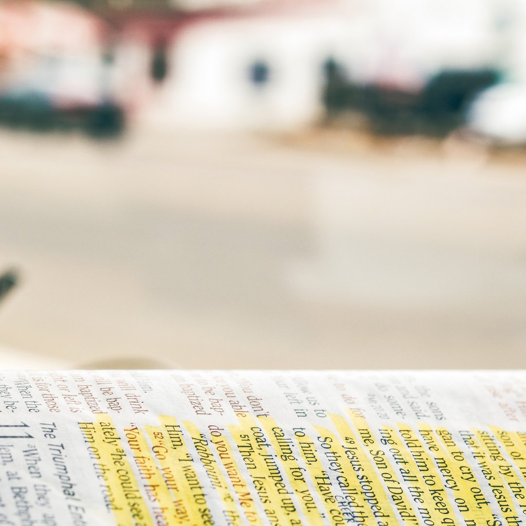 fsbcstumin's tweet photo. Do you write in your bible? Circling, underlining, highlighting, and taking notes in your bible are great ways to help you remember content. Bring your bibles and a pen tonight!! 
.
.
#BringYourBible #BringFriends #elevate #PeakOfYourWeek #GatherTime https://t.co/oGKpZVN7Ch