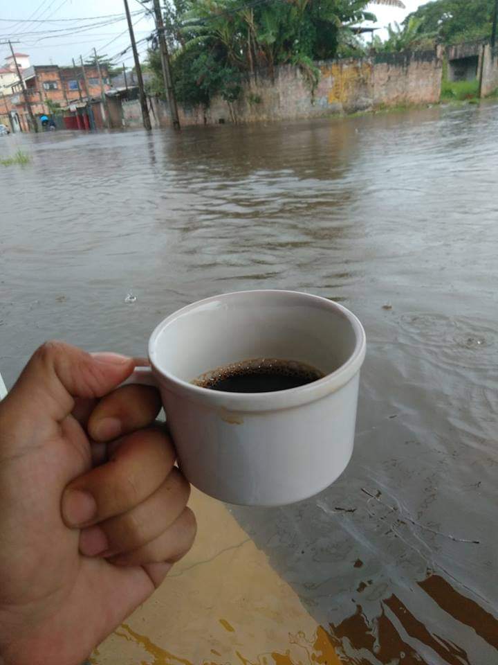 RogrioSvio2's tweet photo. @CarlaZambelli17 @orlandosilva Orlando Silva achando que esta em Veneza, mas é só os 16 anos que os governos Ptralhas deixaram de herança para o povo brasileiro!! https://t.co/pZ8aoTscnr