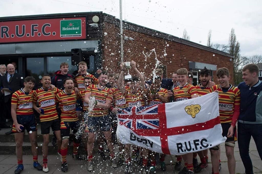 ConnectCommsUK's tweet photo. The Bury RUFC Junior Colts sponsored by Connect Comms have won the ALAN James under 17βs trophy π
The score was 31-0 to Bury against Tarletonπ #ConnectComms https://t.co/kzEVCMRgTI