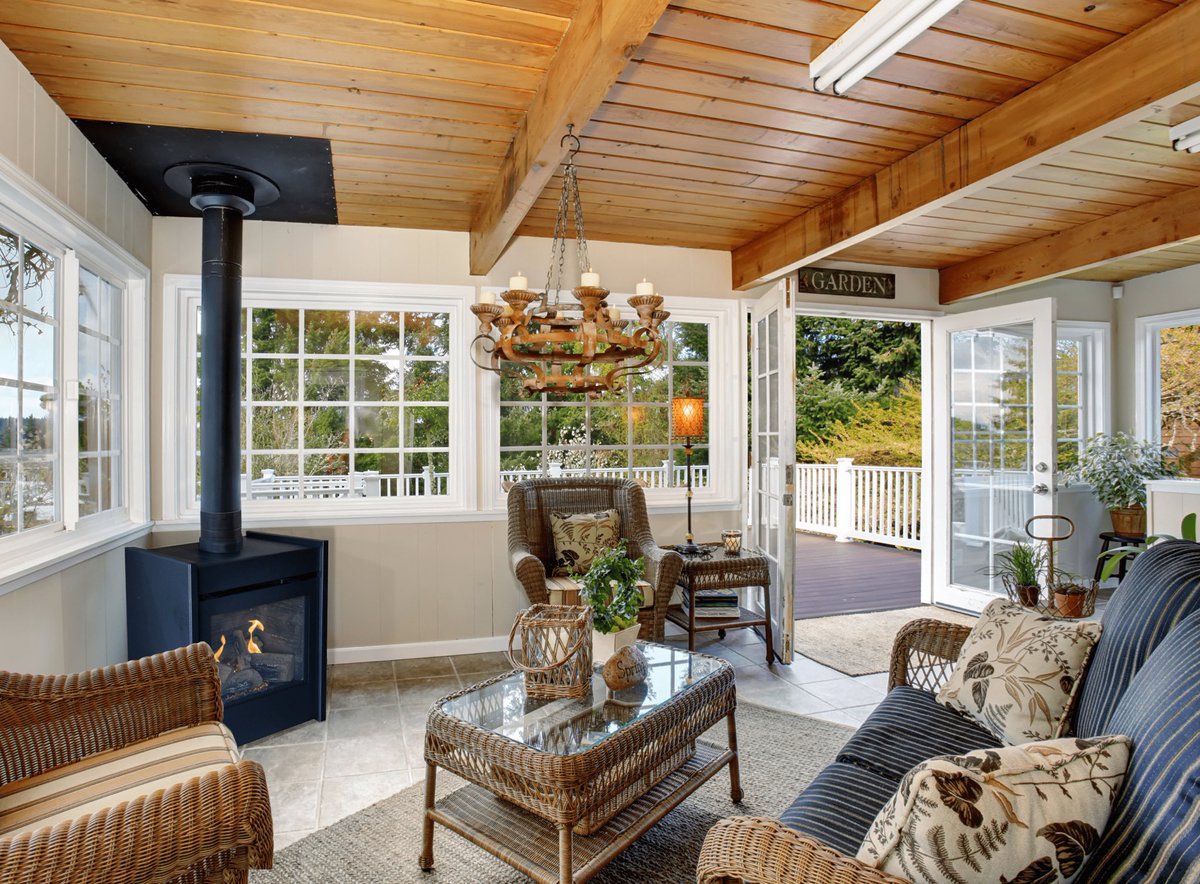 Буржуйка на террасе дома