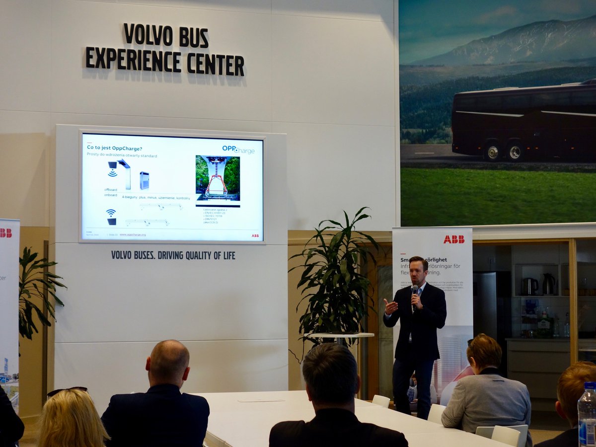 BusinessSweCEE's tweet photo. @BusinessSweCEE @AmbSzweWarszawa visited Gothenburg with Polish city mayors, city halls and transport operators interested in #Swedish experiences in sustainable urban transport and #electromobility. Big thanks to @VolvoBusGlobal @ABBgroupnews and #Consat for making it possible! https://t.co/ksw3sGS8EY