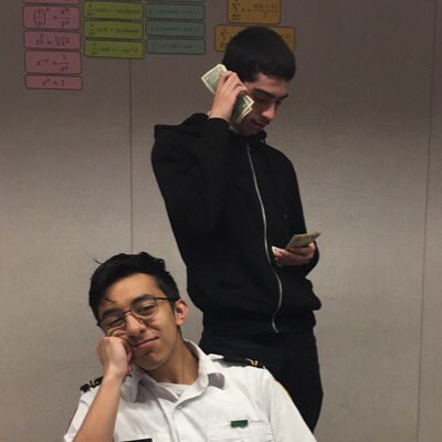 JANDROOOOOOOO1's tweet photo. Out here in ms Tran class #COUNTINUP #!!! #FLEXINONYOUBROKES https://t.co/2CylQRi4Oe