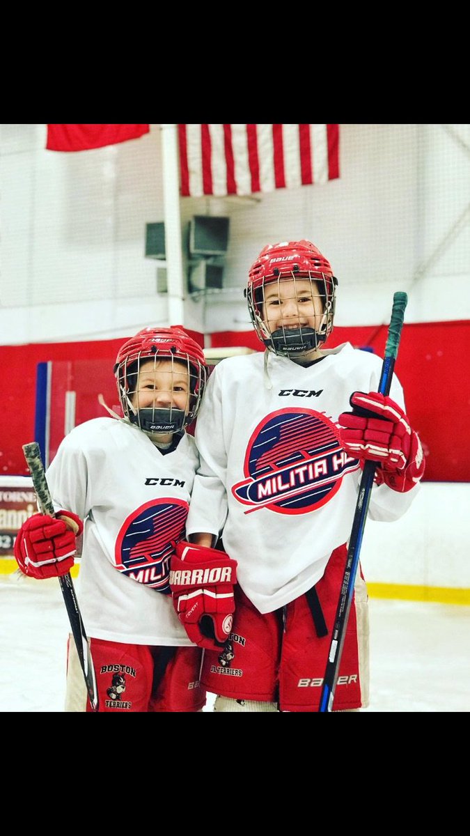 Militia_Hockey's tweet photo. Girls taking the boys to school at April vacation @militiahockeydev camp! #allsmiles #HDtraining https://t.co/YGm2gYEnHX