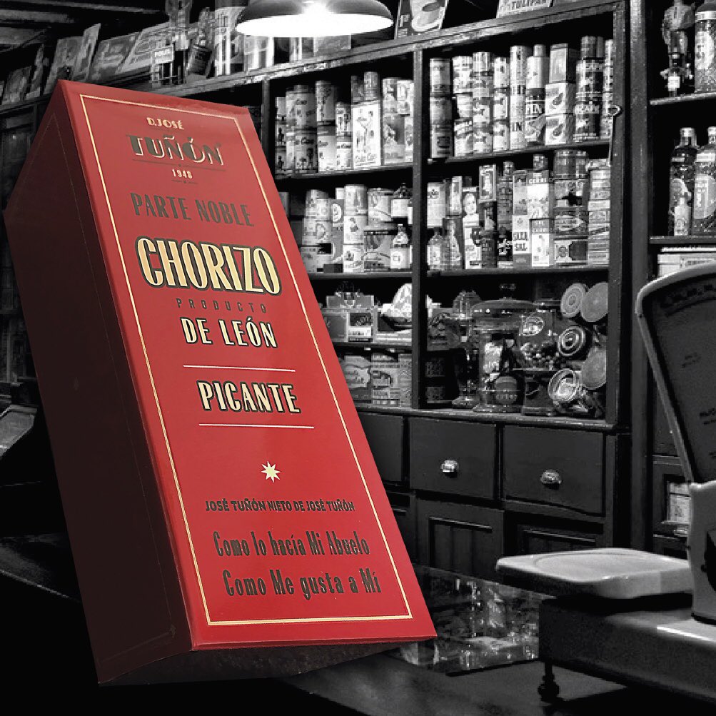 DoctorPicudo's tweet photo. #Chorizo #Picante #Leonesp Parte Noble, trozo del centro del chorizo 150g.
Elaboración limitada. 2 meses en Montaña Leonesa +1 mes en muralla Romana, Legio VII Gemina
.
Como lo hacían mis abuelos
como me gusta a mí.
#ColecciónAncestros
#HechoAmano
#UltramarinosTuñón 1948 https://t.co/8HYReDMNol