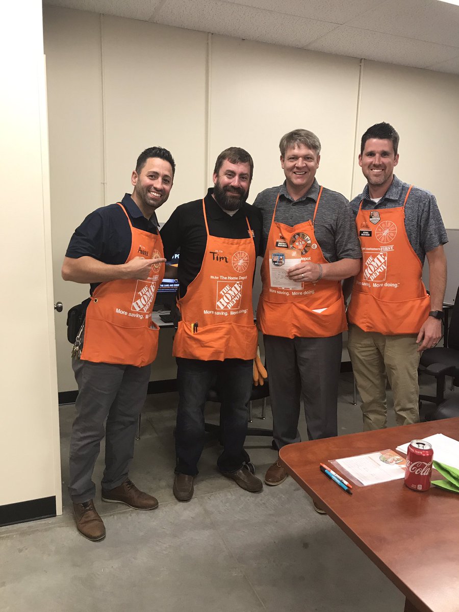 DM Keith Tovey recognizing Tim, DH of 21/22 at 1856 Flowery Branch.  Taking care of our customers by Keeping our Orange Promise!!