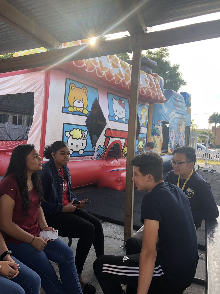 It’s a beautiful night at Abracadabra Ice Cream Factory! Come join us for spirit night and support our AVID Tigers!! <a href="/tkhstigers/">Tohopekaliga High</a>