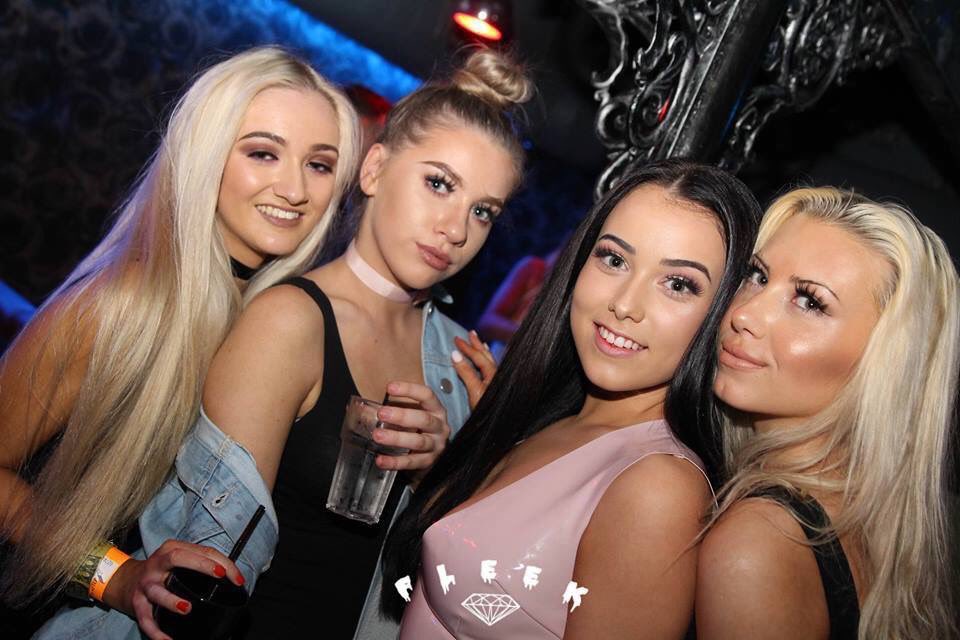 FLEEK Bank Holiday Special this Sunday 21st April at @Paris_Sheffield! 

Grab a limited £3 Ticket (Inc Vodka Mixer - bit.ly/Fleek21stApril