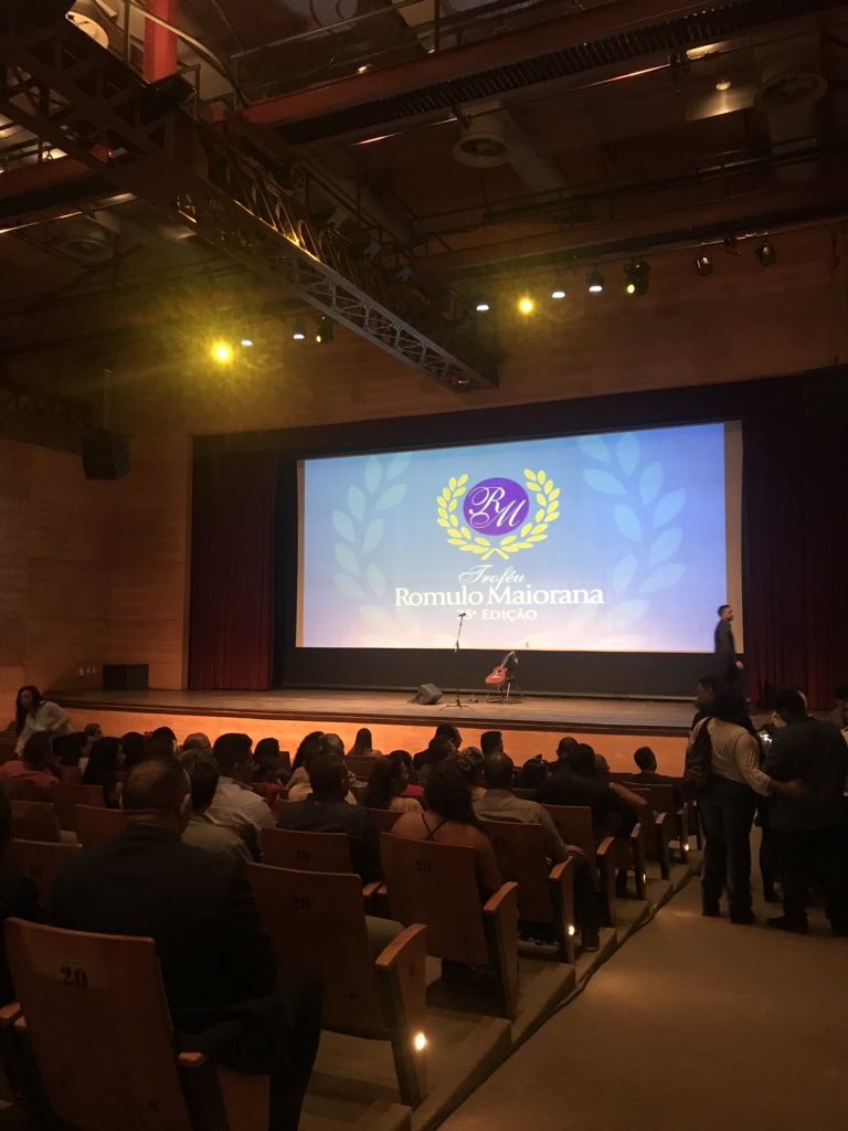 TVLiberal's tweet photo. Falta pouco para a 25ª edição do Troféu Romulo Maiorana #TRM19 https://t.co/NL7mDqtJdY