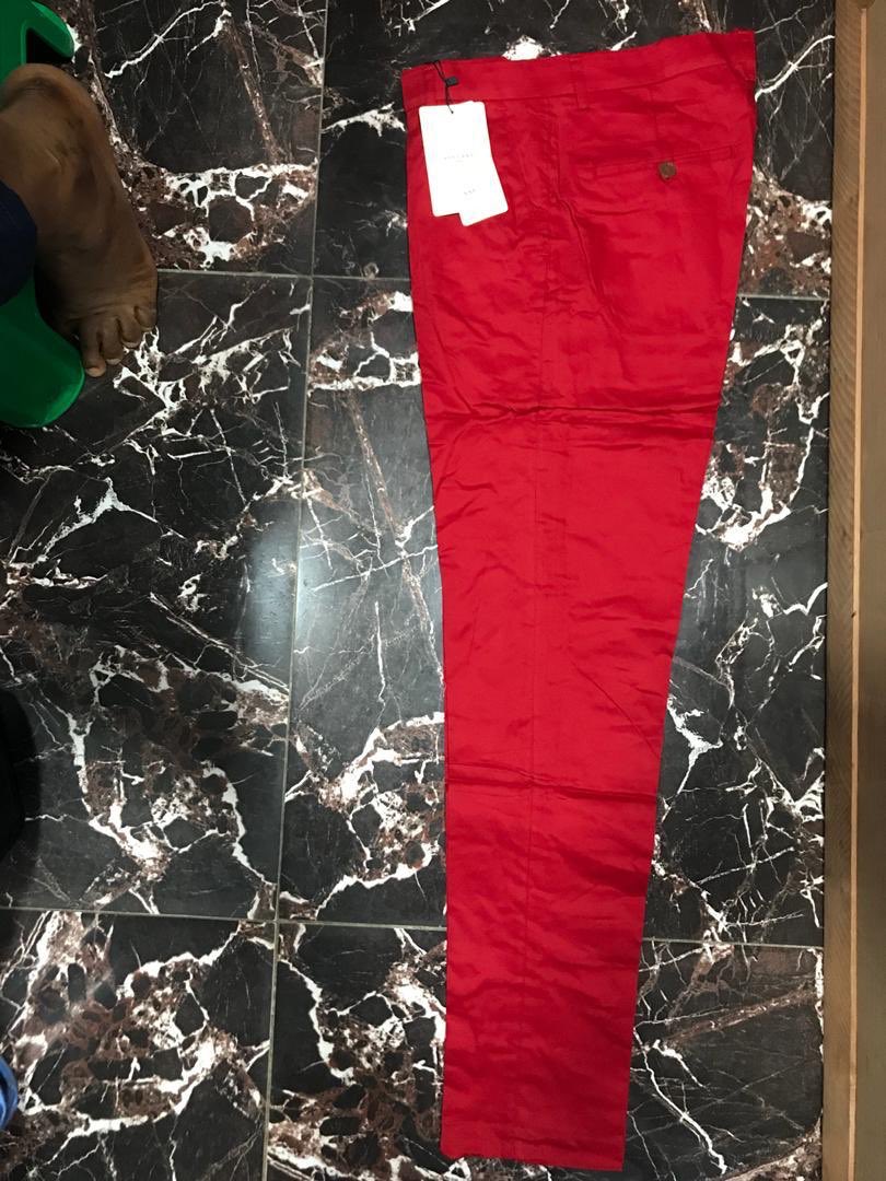 barro_style's tweet photo. #dresscod
Pantalon slim_fit parfait pour toute occasion
📱 (+225)07030110 / 06809780 WhatsAp https://t.co/piZSDSs5qy