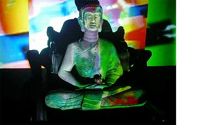 HanmiGallery's tweet image. It's the last few days to see Ricardo Peredo Wende's exhibition 'Nam June Paik is Video Buddha' at Hanmi Gallery Seoul!
Closes 27 April 2019
Don't miss out!
More info: hanmigallery.co.uk/exhibitions/cu…
 #hanmigalleryseoul #contemporaryart #videoart #seoul