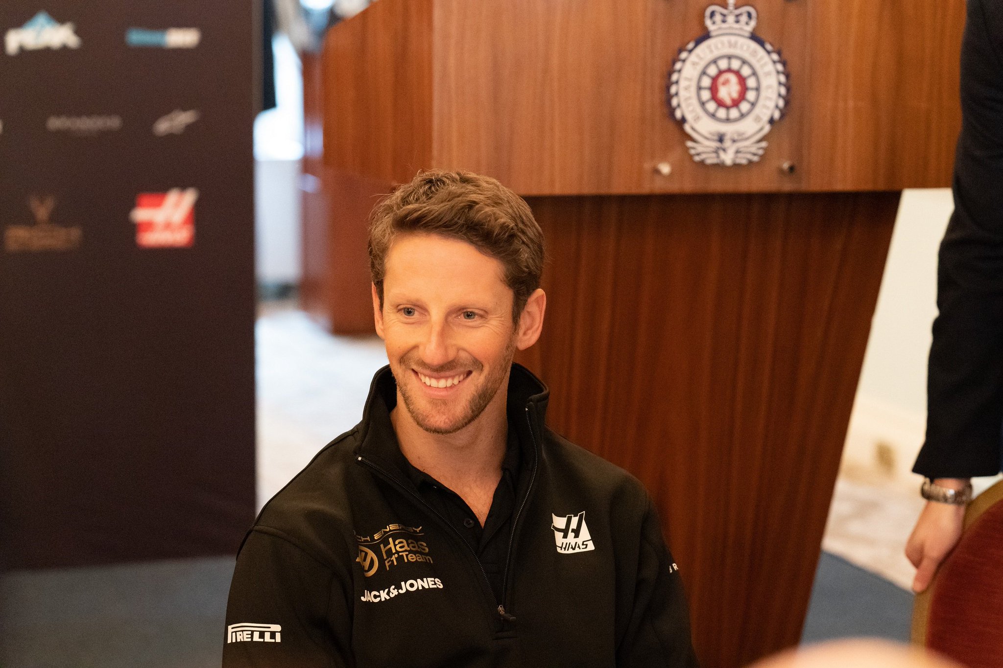 A very happy birthday to driver Romain Grosjean! 