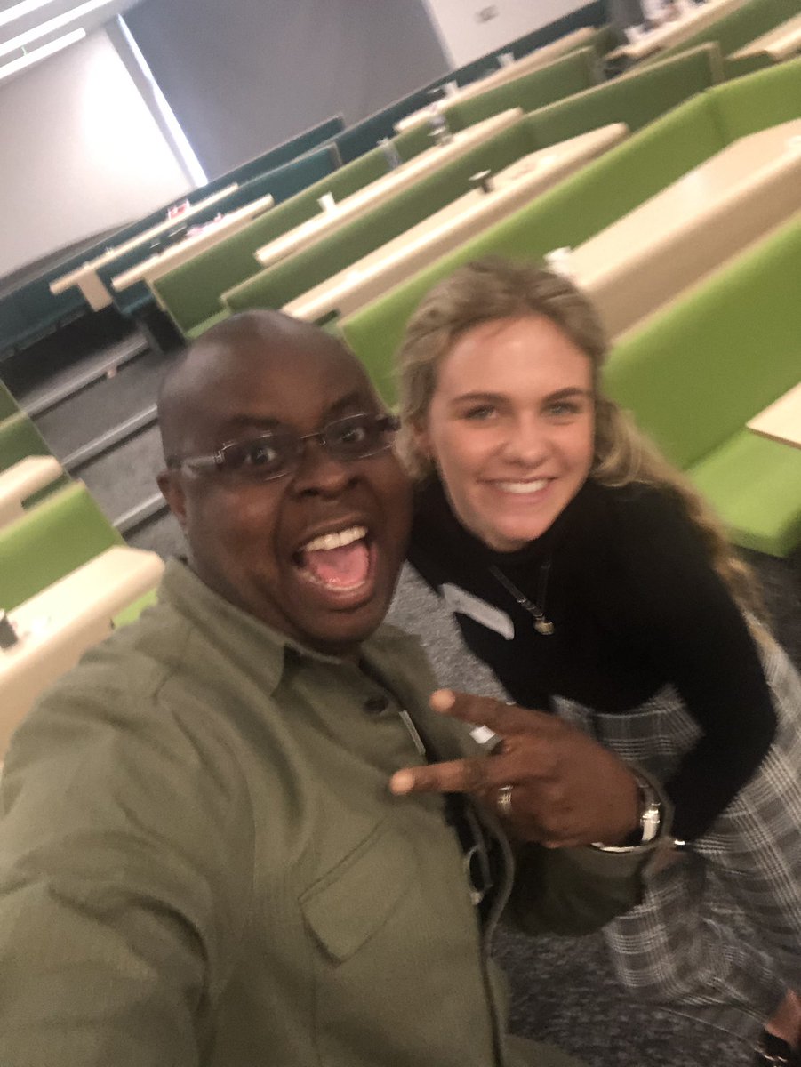 TimOdofin's tweet photo. And we’re posing all the way #TheGrowthConference @Kent_int_biz @ReflectDigital @UniKent #ISE2seas #KentDigitalMeetup https://t.co/WI3qxCeqZw