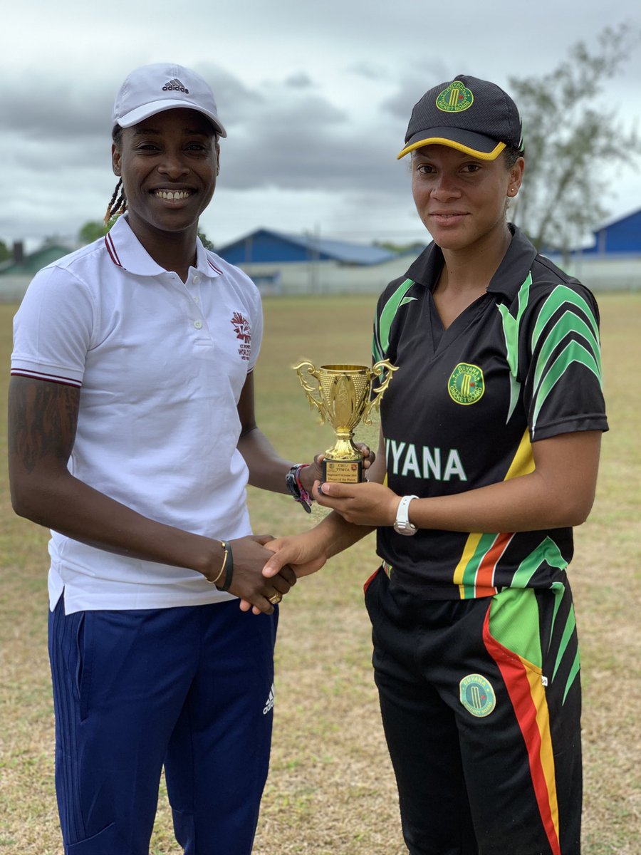 windieswomen's tweet photo. Guyana won by 6 runs vs Canada
GUY 108/4 (20)
Fraser 37 Mangru 19
Khan 3/16

CAN 102/7 (20)
Khokar 23 Michandani 18
Munisar 2/13 Gajnabi 2/15 Fraser 2/21

Cherry Ann Fraser was Player of the Match https://t.co/JvvwHjrKNT