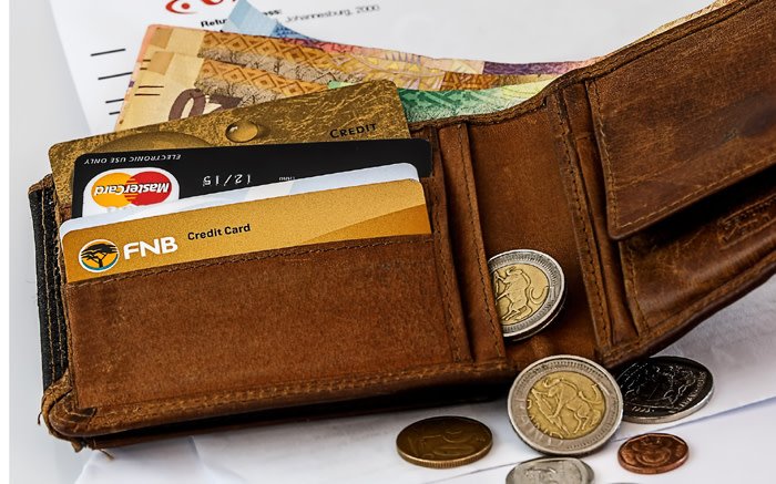 ewnupdates's tweet photo. #RandReport: Rand lifted by Chinese growth; stocks flat https://t.co/nIJLkKMN7X https://t.co/Pc7b1vR8zR