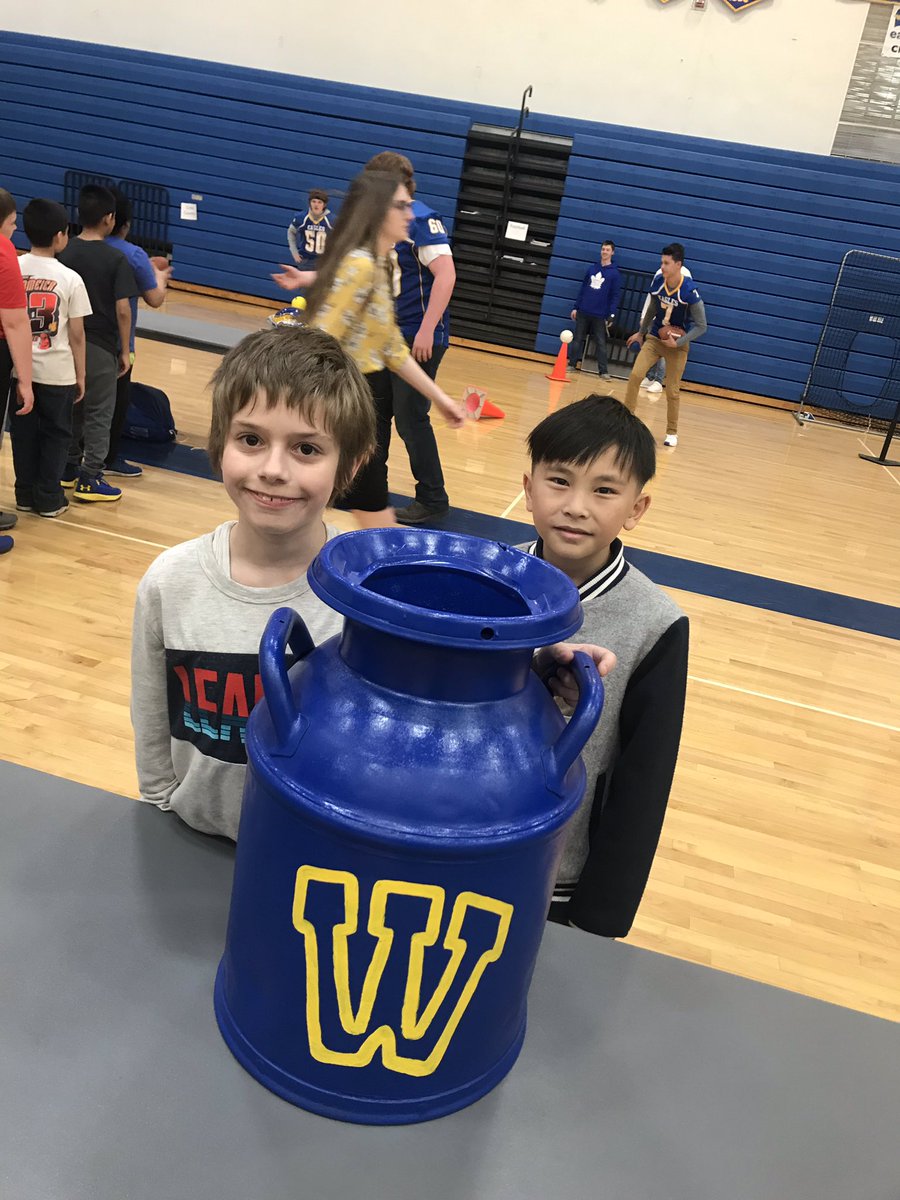 whs_senate's tweet photo. #jug https://t.co/Q52d4Pc25v