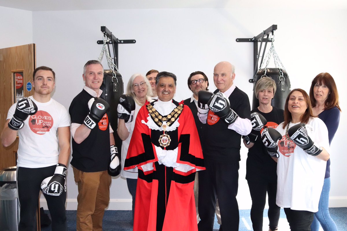 LBRUTMayor's tweet photo. Knockout afternoon pleased to support the efforts of Mandy, Matt, Jon, Rob &amp; all the many helpers, &amp; volunteers that make Whitton Youth Zone such a success. Thanks also to @MatrixFitnessUK their equipment &amp; support. Help Borough youth to get ‘in the Zone’, well done all! https://t.co/jGOf4TFmXO