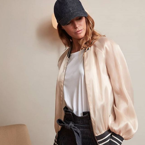 thepencentre's tweet photo. This silk and nylon bomber style jacket from #ElevenMilano is the perfect addition to your spring wardrobe. Slip into this style at @GaryWaterspc today! 👌 #ootd #OurHomeSTC #Niagara https://t.co/sPBWQ8IXIQ