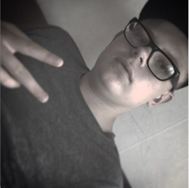 Melvin🗯 tweet media