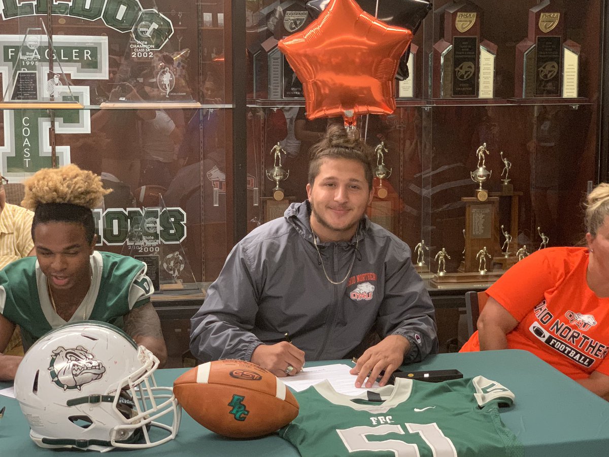 Today three seniors signed to play football at the collegiate level! Congrats to Anthony Buchanan, Jordan Belle, and Tyler Irigoyen.
