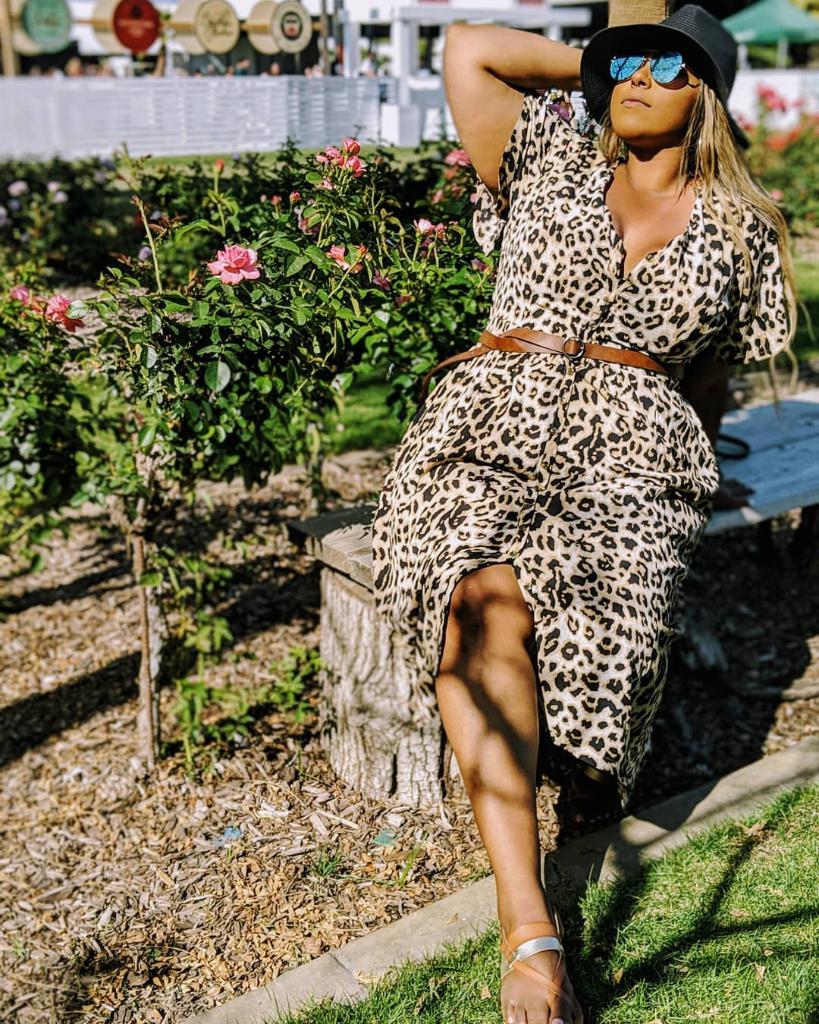 lanebryant's tweet photo. #BCxLB takes #Coachella c/o of @curvesonabudget. πΌ πΆ
Get the look! β‘οΈ https://t.co/0JVTh9bJ5G https://t.co/YYgOpwJGZn