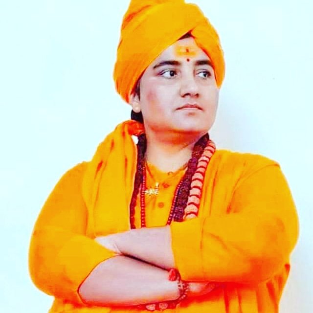 ModuRathore's tweet photo. #साध्वी_प्रज्ञा_ठाकुर_भोपाल लोकसभा से भाजपा #प्रत्याक्षी तय।
#हिन्दू_आतंकवाद का #कलंक लगाने वाला दिग्विजय सिंह (दिग्गी) अधर्मी तो गयो समझो!
🚩🚩 #जय_जय_श्री_राम 🚩🚩
#SadhviPragya https://t.co/cGUPKtz5nh