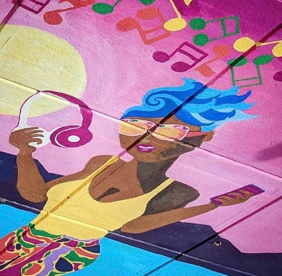 RaleighGov's tweet image. We love our sidewalk art... and we're not the only ones. Raleigh was just recognized as one of the top 12 submissions in the American Planning Association’s Urban Design &amp;amp; Preservation 2019 Creative Placemaking Writing Competition. bit.ly/2xAorff