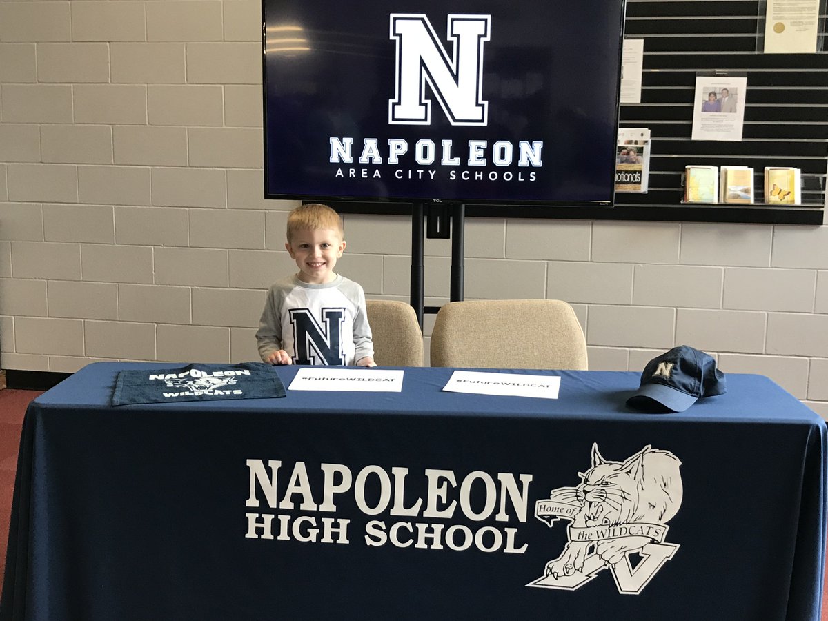 Elemen1Napoleon's tweet image. Kindergarten Clinic Signing Day  #SigningDay #futurewildcat #NESProud