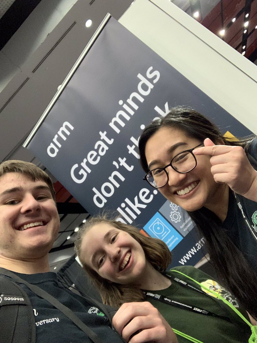 devinavelasquez's tweet photo. #wearearm https://t.co/GoVepPgGb9