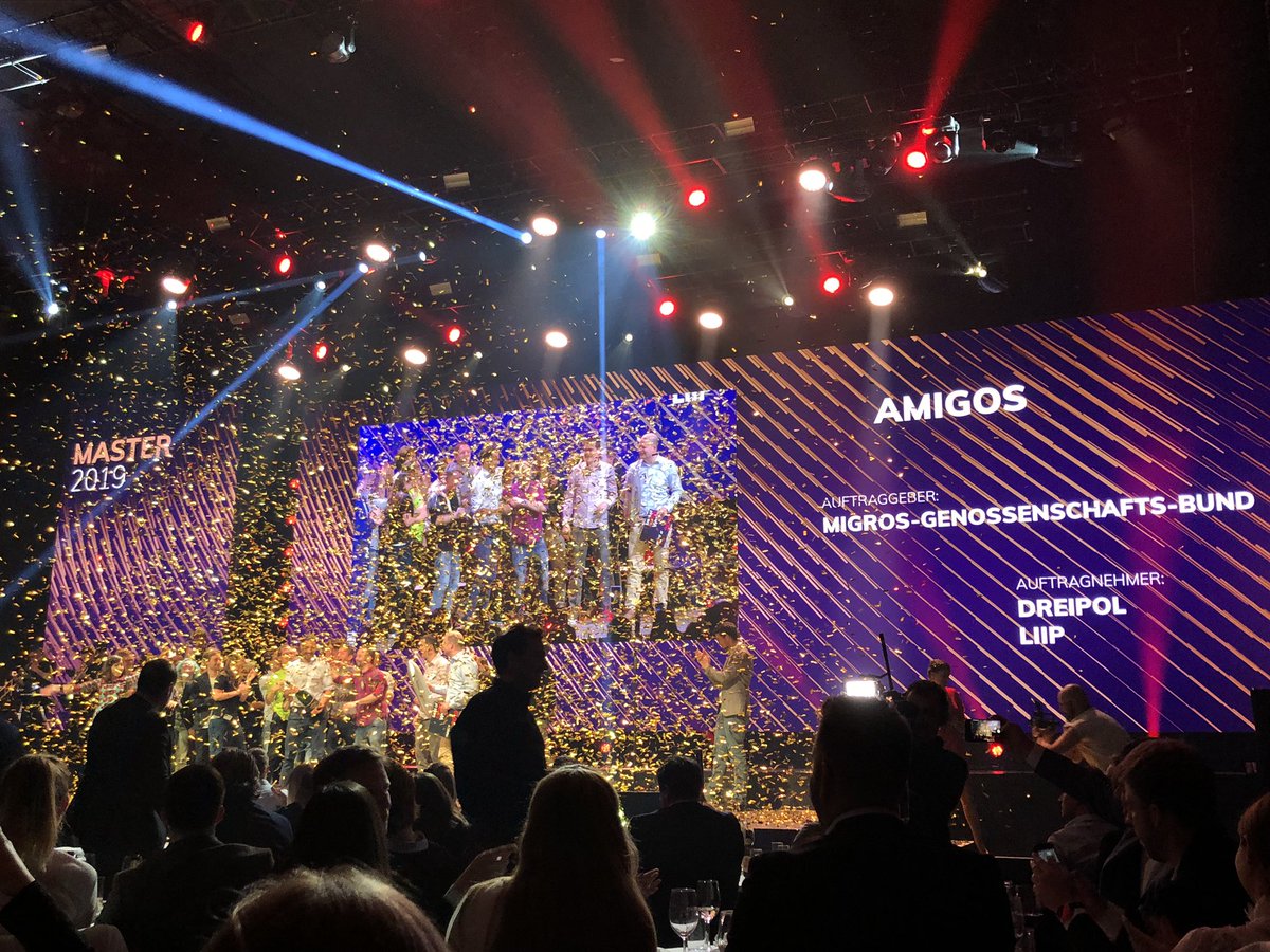 saemel1's tweet photo. Goldregen für AMIGOS @migros @dreipol! 🎉Gratulation zur Masterwahl #BestofSwissWeb #bosw @bestofswissweb @samsunghall_ch https://t.co/gI3Ok0iqVf
