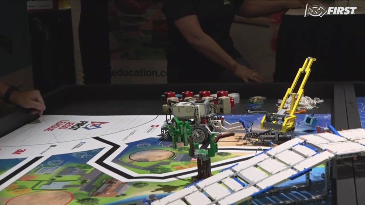 NXTgenJenaXL's tweet photo. City Shaper, het FLL thema van seizoen 2019-2020. #fllbnl #cityshaper #firstlegoleague https://t.co/ZoJveLs9Fs