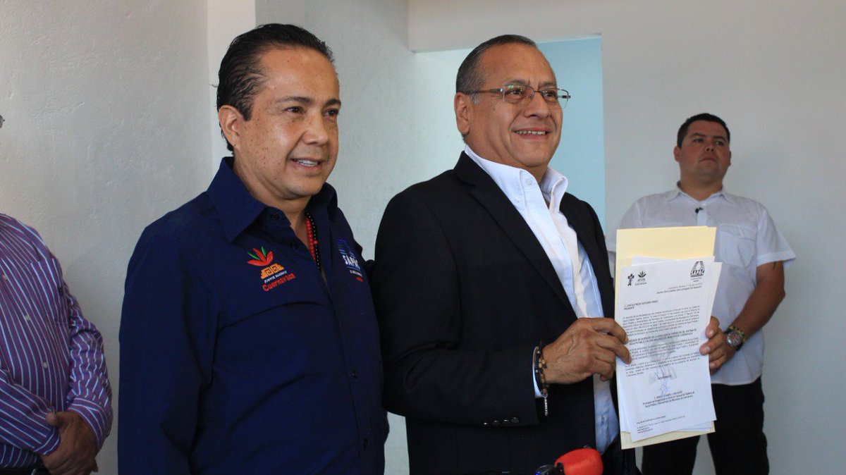 SapacCuernavaca's tweet photo. #ReporteSAPACCuernavaca
Por instrucciones del alcalde de #Cuernavaca @AntonioLobito01, nombran a José Alfredo Socorro Pérez, como nuevo encargado de despacho de la dirección operativa del #SAPAC, quien anteriormente asumía el cargo de coordinador operativo del sistema. https://t.co/onbWrhZljH