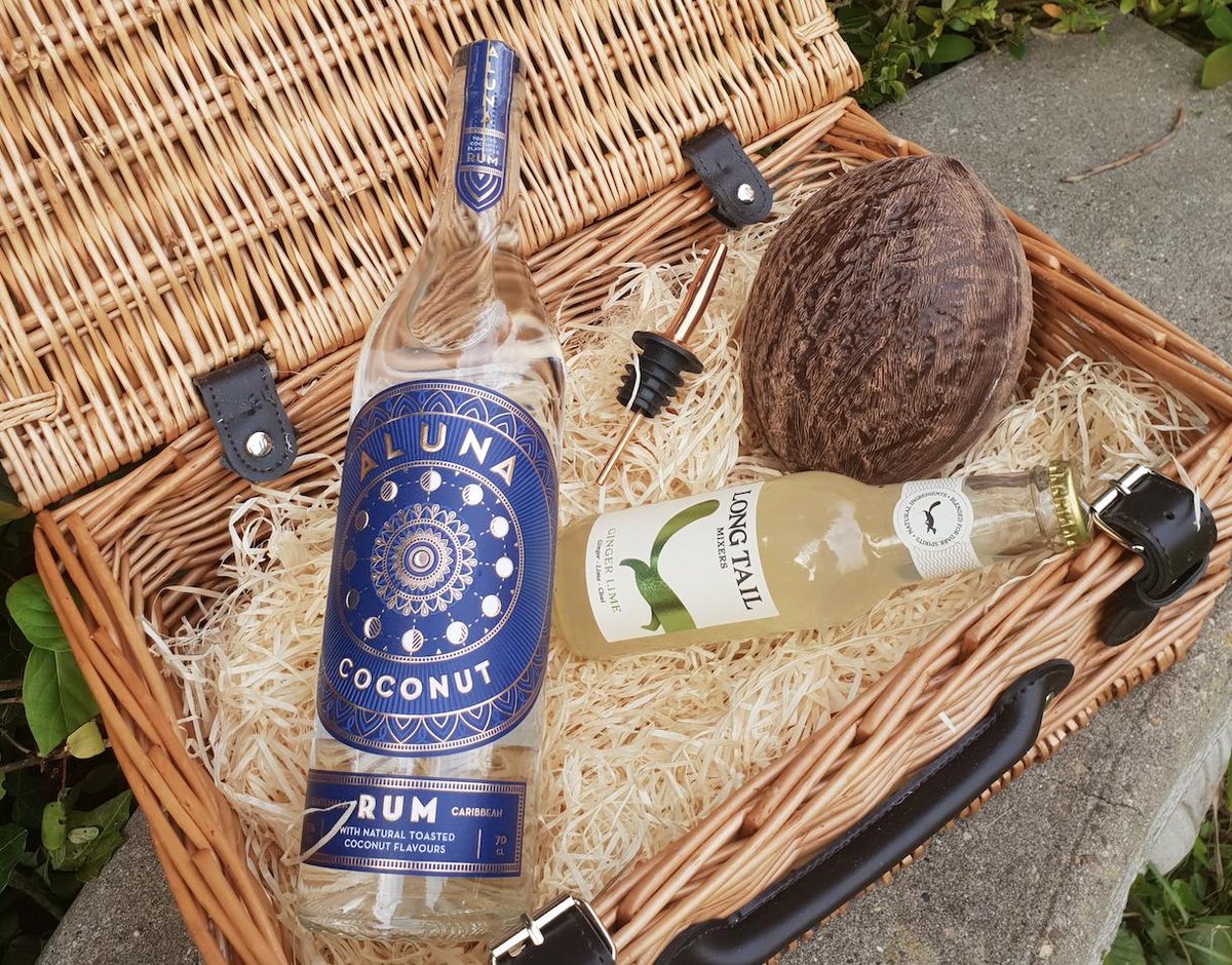 Aluna Coconut Rum tweet media