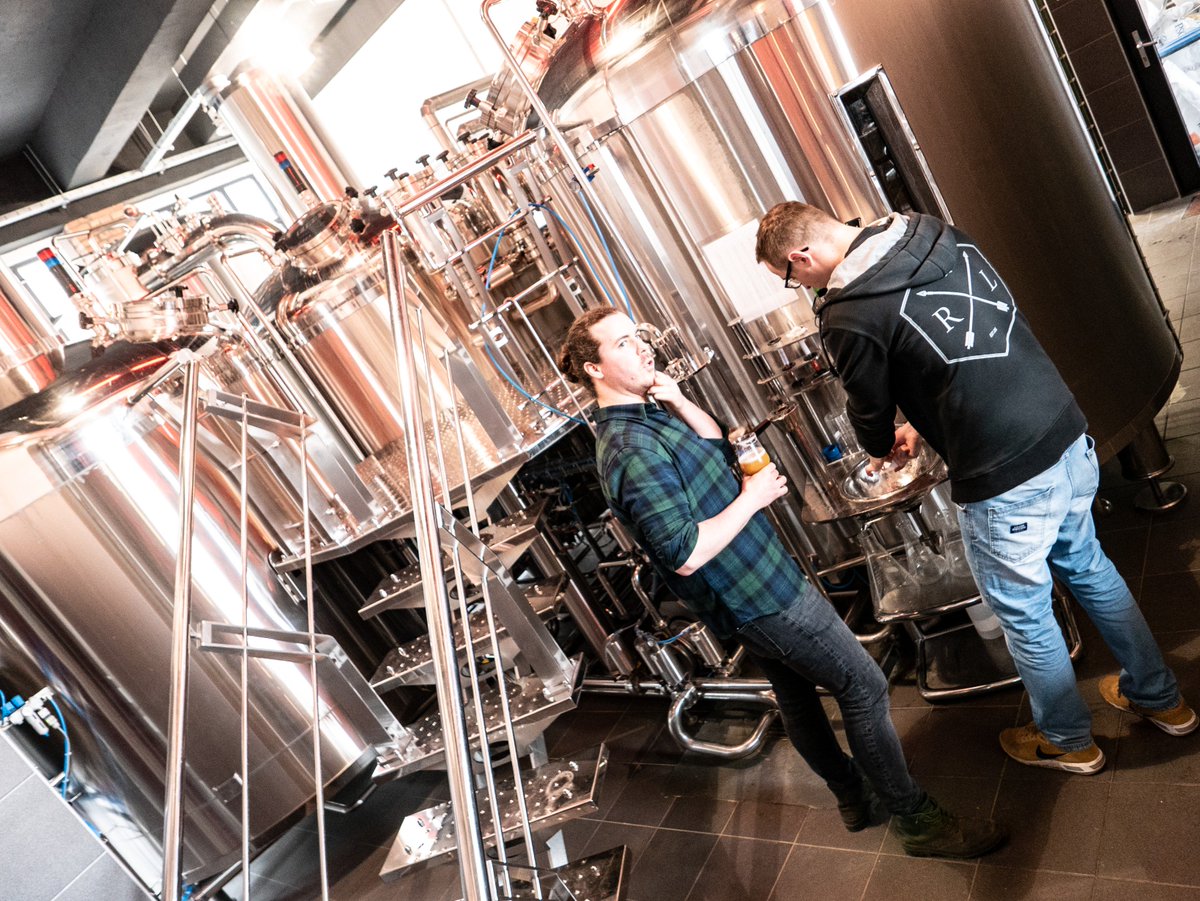 It's in the tanks, it's in the books! The official #bpbw2019 beer, a collab with all the participating Hungarian breweries: <a href="/armando629/">Gergely Kővári</a>, <a href="/balkezes/">balkezes</a>, <a href="/FeherNyulBeer/">Fehér Nyúl Brewery & Taproom</a>, FIRST The Craft Beer Co, HopTop, Horizont, <a href="/madscientisthun/">Mad Scientist</a>, MONYO, Reketye Brewing Co., Szent András and TuffBuzz