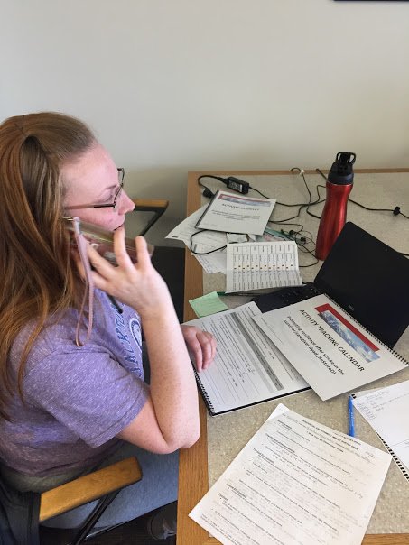 UspringResearch's tweet photo. One of our ReStoreD participants, Trisha, doing her activity tracking calendar with her husband Brady on the phone in between classes! She says, "the intervention fits in with our typical schedule!" 🙌🏻🙌🏻🙌🏻
#resilience #Caregivers #uspringresearch https://t.co/jyZDw8NaV4