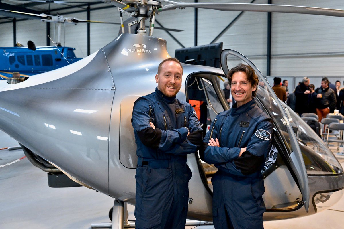 Sh_flightsuits's tweet photo. @Sh_flightsuits is proud to announce its partnership with Skytrek - Helicopter World Tour, the first two-seater piston helicopter circumnavigation by French pilots.

https://t.co/v6XGjDxWJF https://t.co/8EN7gWydNF