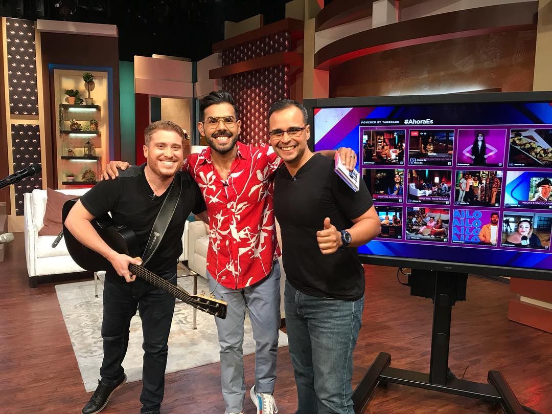 formandolios's tweet photo. Reposting @GEVENTOSPR :
...
"¡Agradecidos! Con toda la producción de @AhoraEsPR  y @UnivisionPR  #, por todo el apoyo con @formandolios . #UnNuevoAmor❤️" https://t.co/7Sc1a37uu3