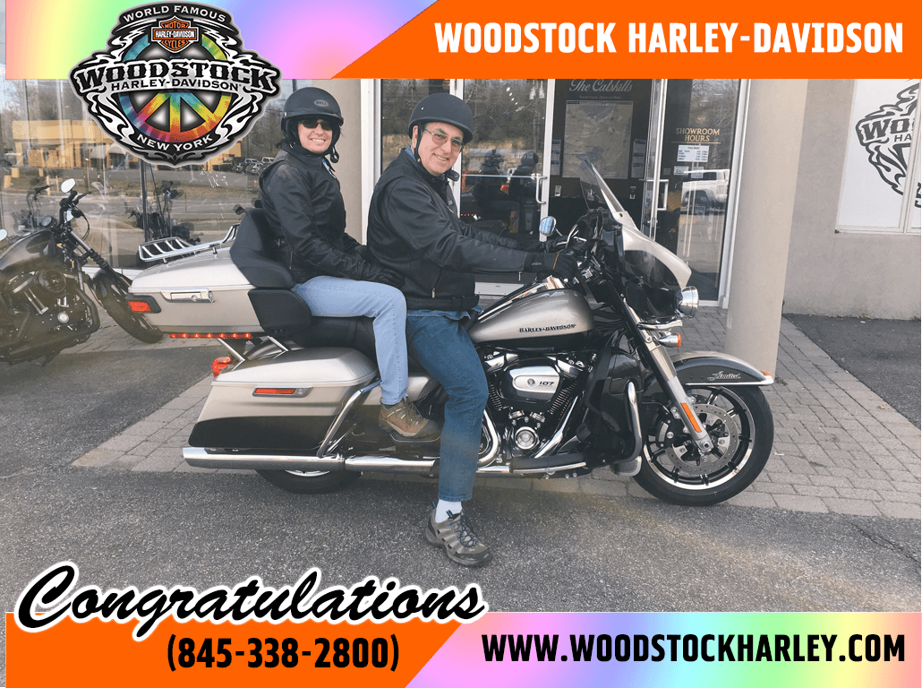 WoodstockHarley's tweet photo. Congratulations to Jack on his 2018 Ultra Limited!
Welcome to the WHD Family! 🏍💨💨
Beautiful bike to ride out on.
Stop by or call 845-338-2800 for all your Harley needs!
#2018ultra #2018harleys #newbikenewyou #newbike #ultralimited #congratulations #woodstockharley #couplegoals https://t.co/tPWLP71BH6