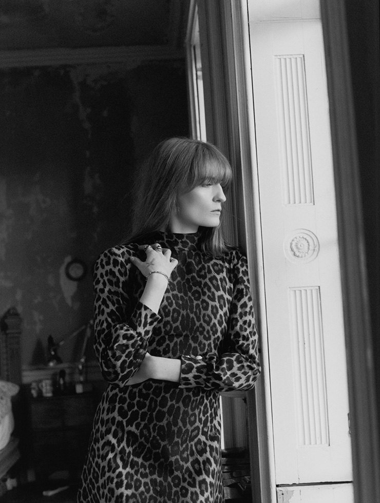 FATM_France's tweet photo. #FlorenceWelch toujours flamboyante sous les objectifs 📸 https://t.co/wMGvaFSXLN