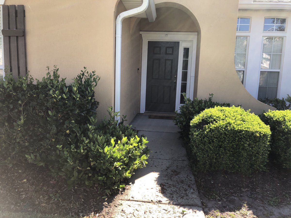 GreenerBilling's tweet photo. Out here mowing and trimming, just like you.  Support lawn guy-owned software: https://t.co/06WM79qifO
.
.
.
#lawncare #lawncaresoftware #lawncarepro #lawncareprofessional #lawncarebusiness #lawnservice #lawnservicelife #lawnguy #notjustthelawnguy #davekollasch #greenerbilling https://t.co/XDR2iQckuX